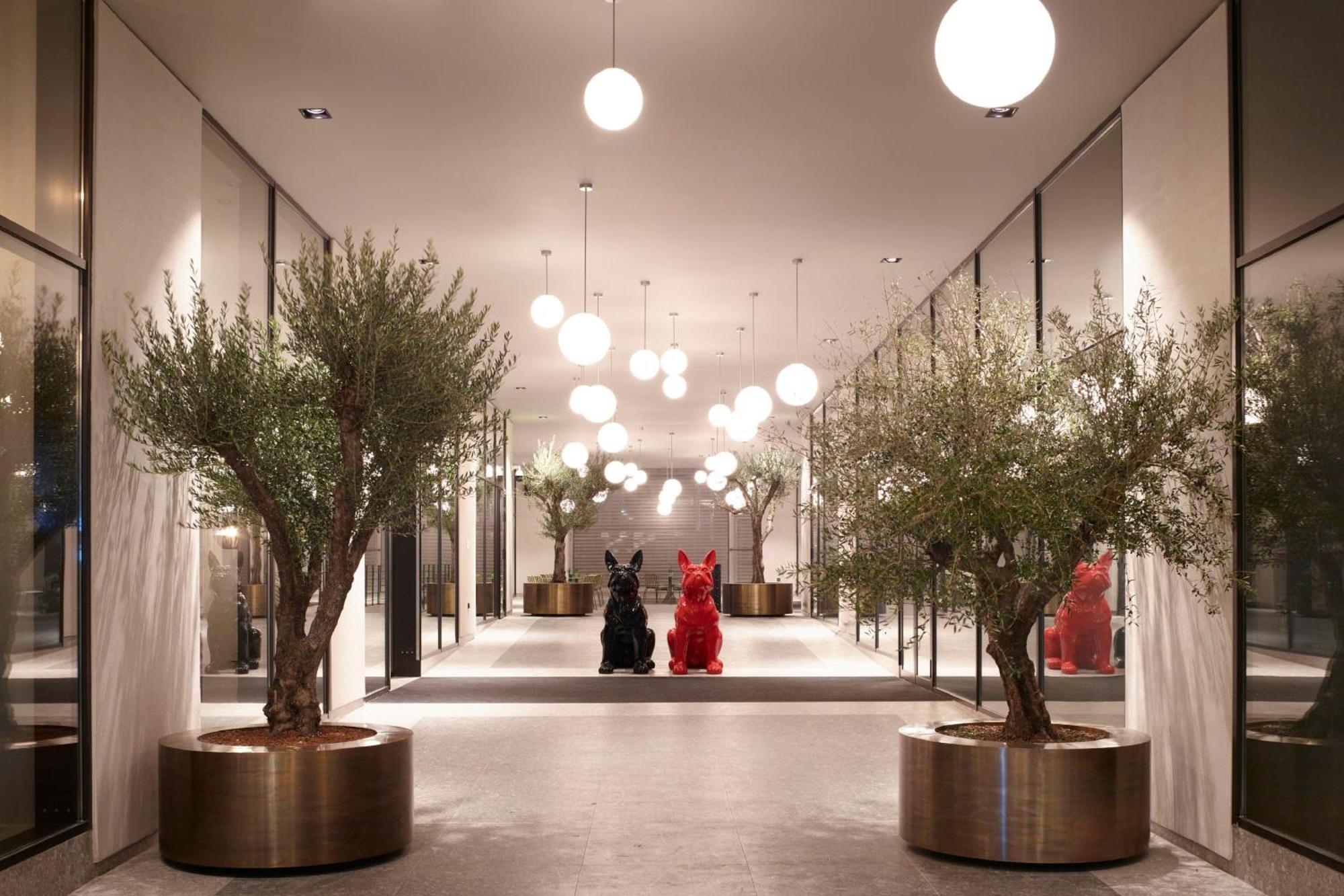 Moxy Athens City Екстериор снимка